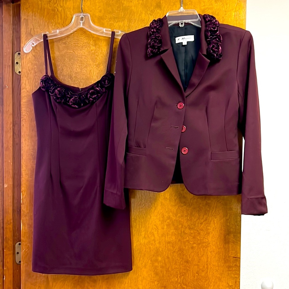 100% wool Burgundy Dress with jacket, velour flowers, absolutely rich & elegant